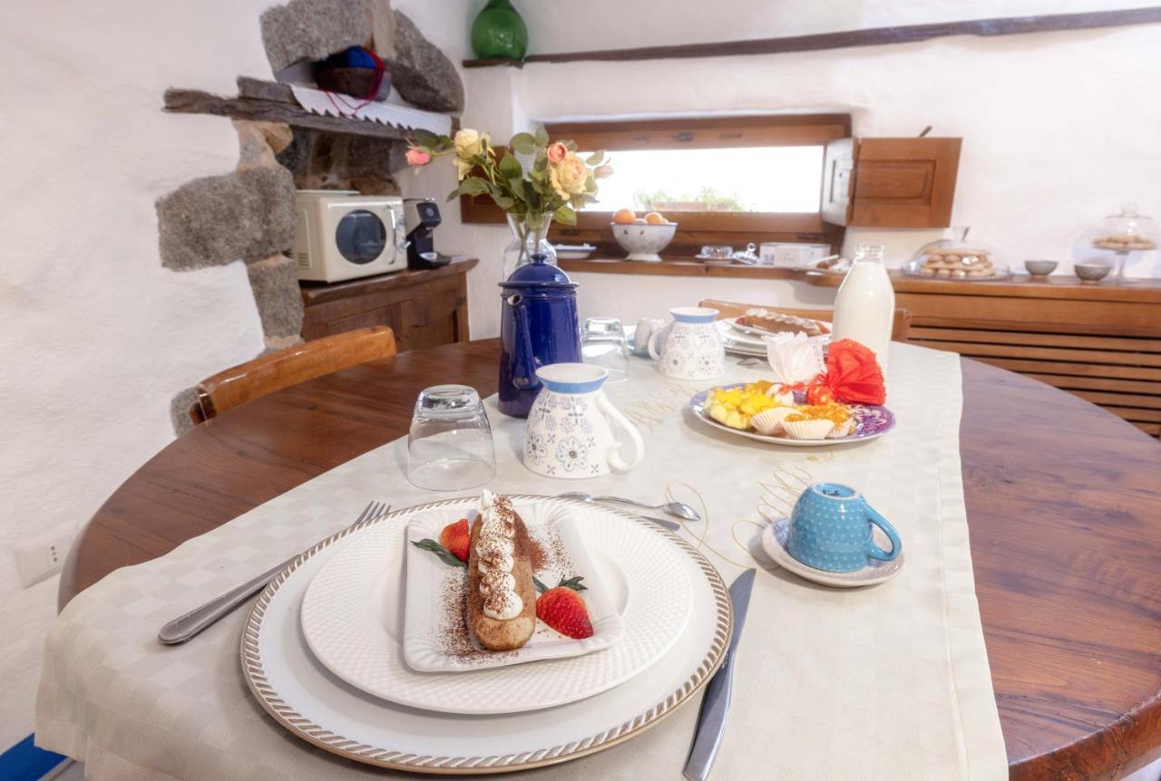 Casa Masini Acomodação com café da manhã Fonni Exterior foto
