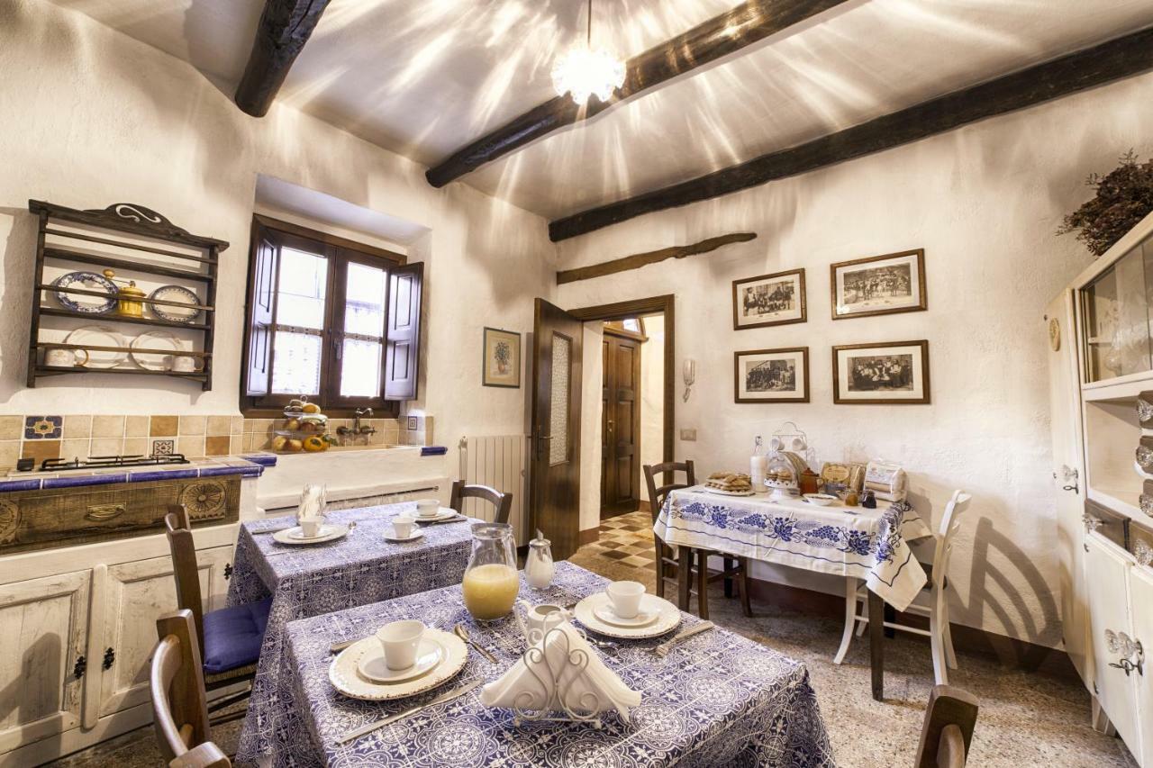 Casa Masini Acomodação com café da manhã Fonni Exterior foto